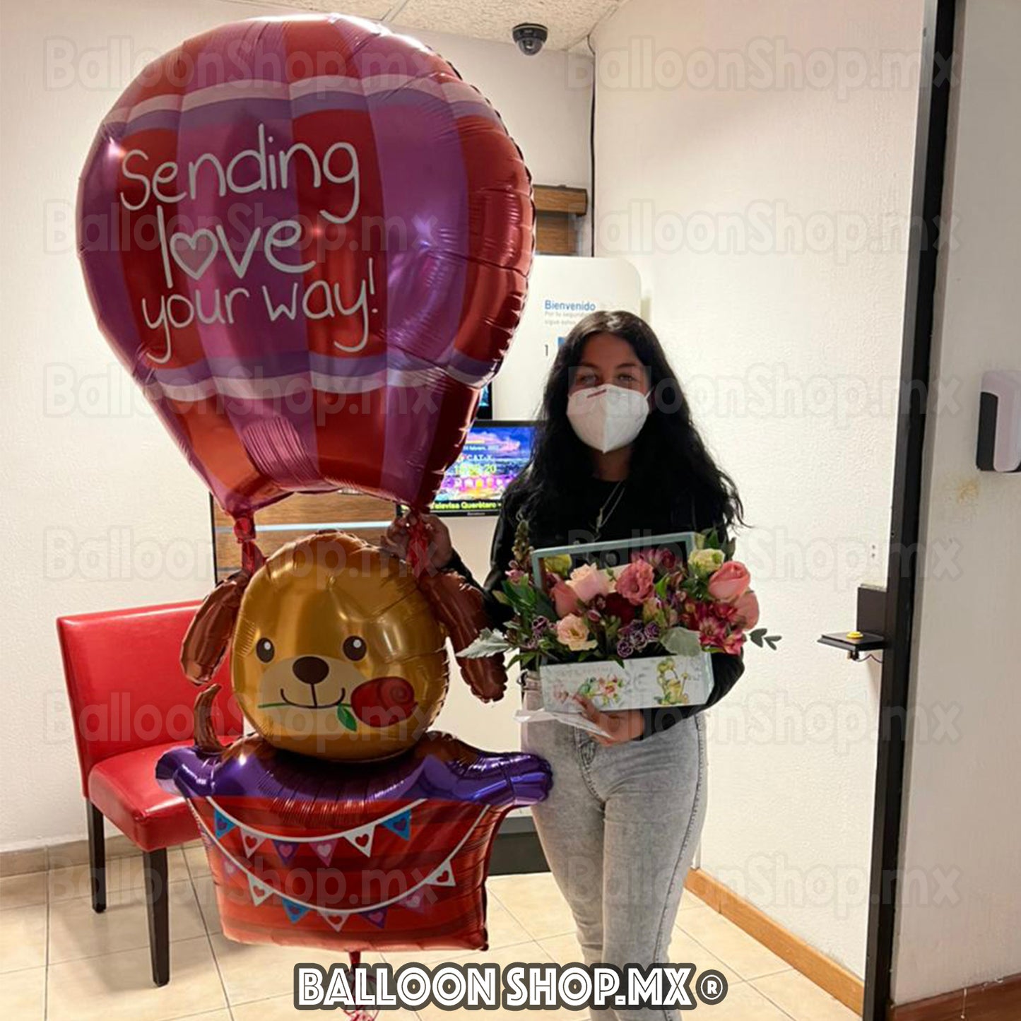 Aerostático gigante con perrito