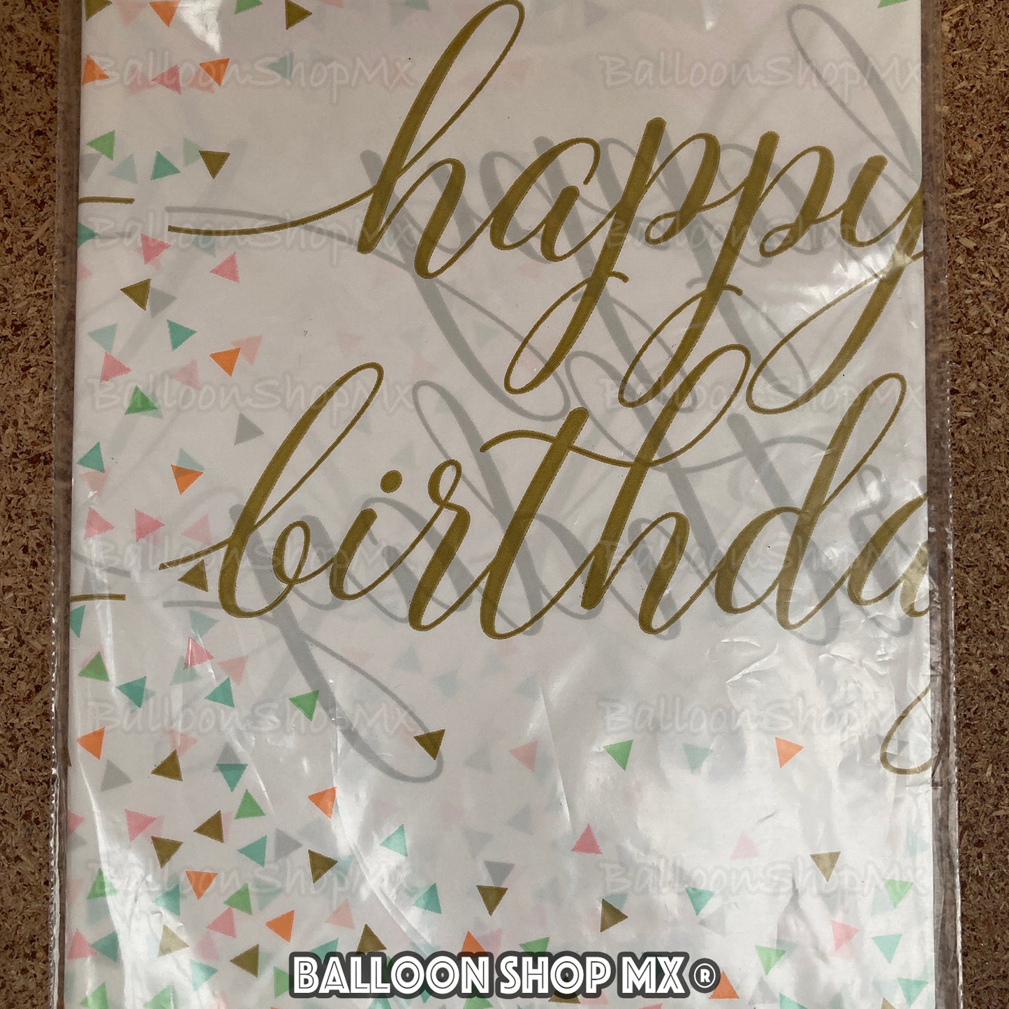 Mantel cumpleaños triángulos