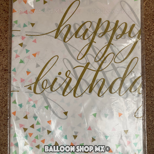 Mantel cumpleaños triángulos