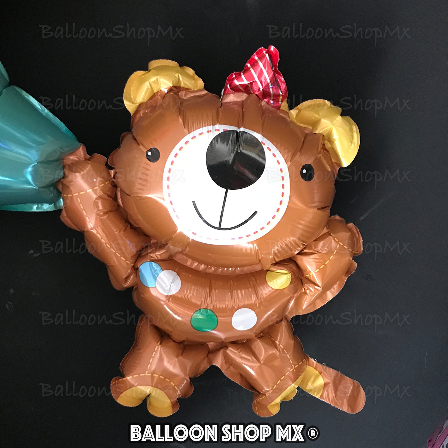 Osito con bouquet de globos