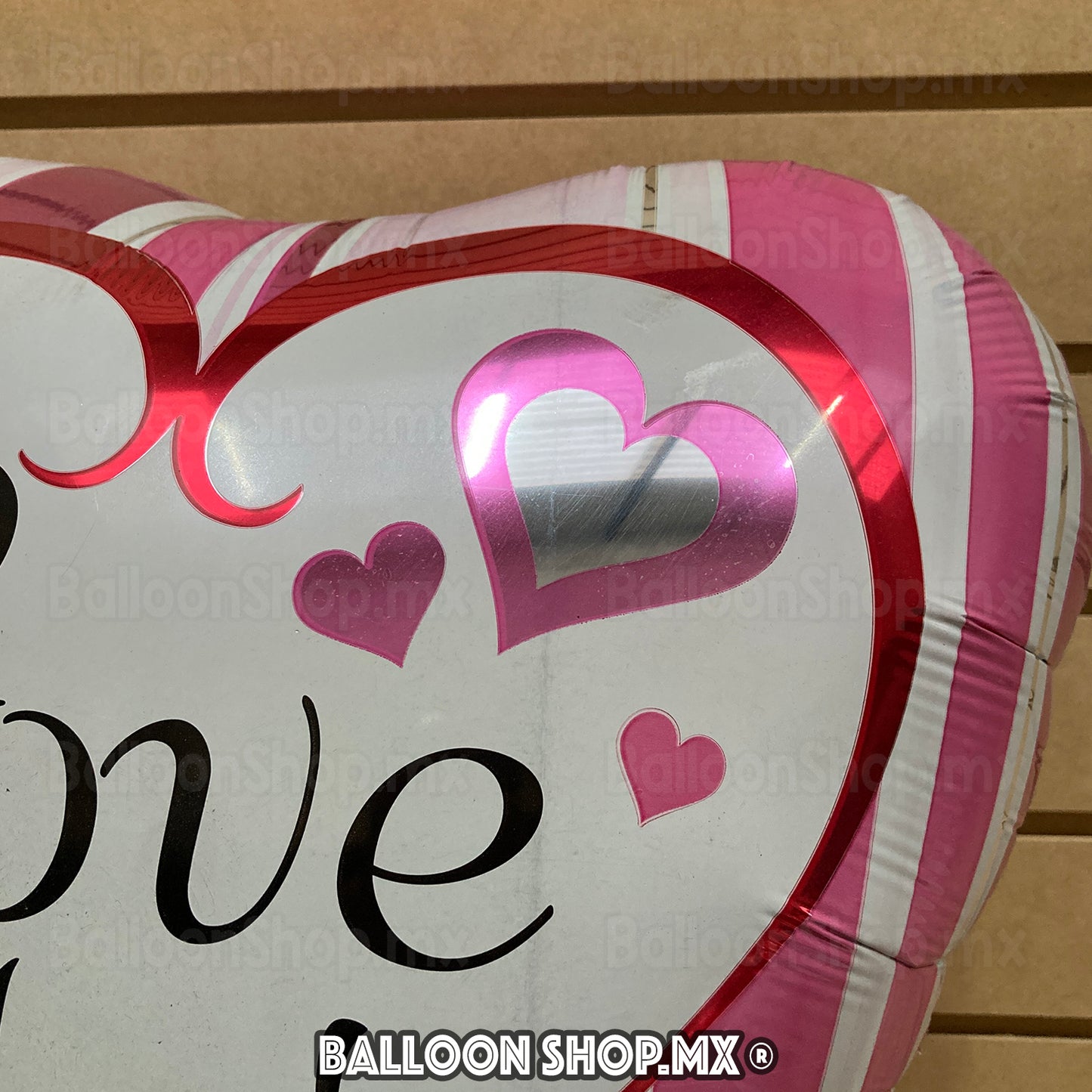 Corazón líneas rosas