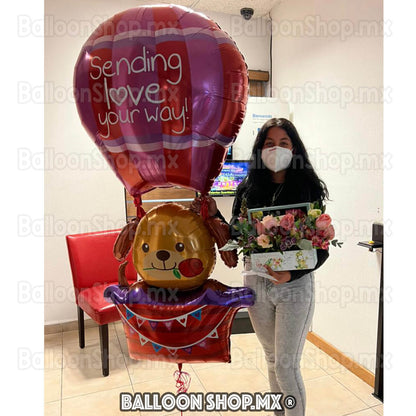 Aerostático gigante con perrito